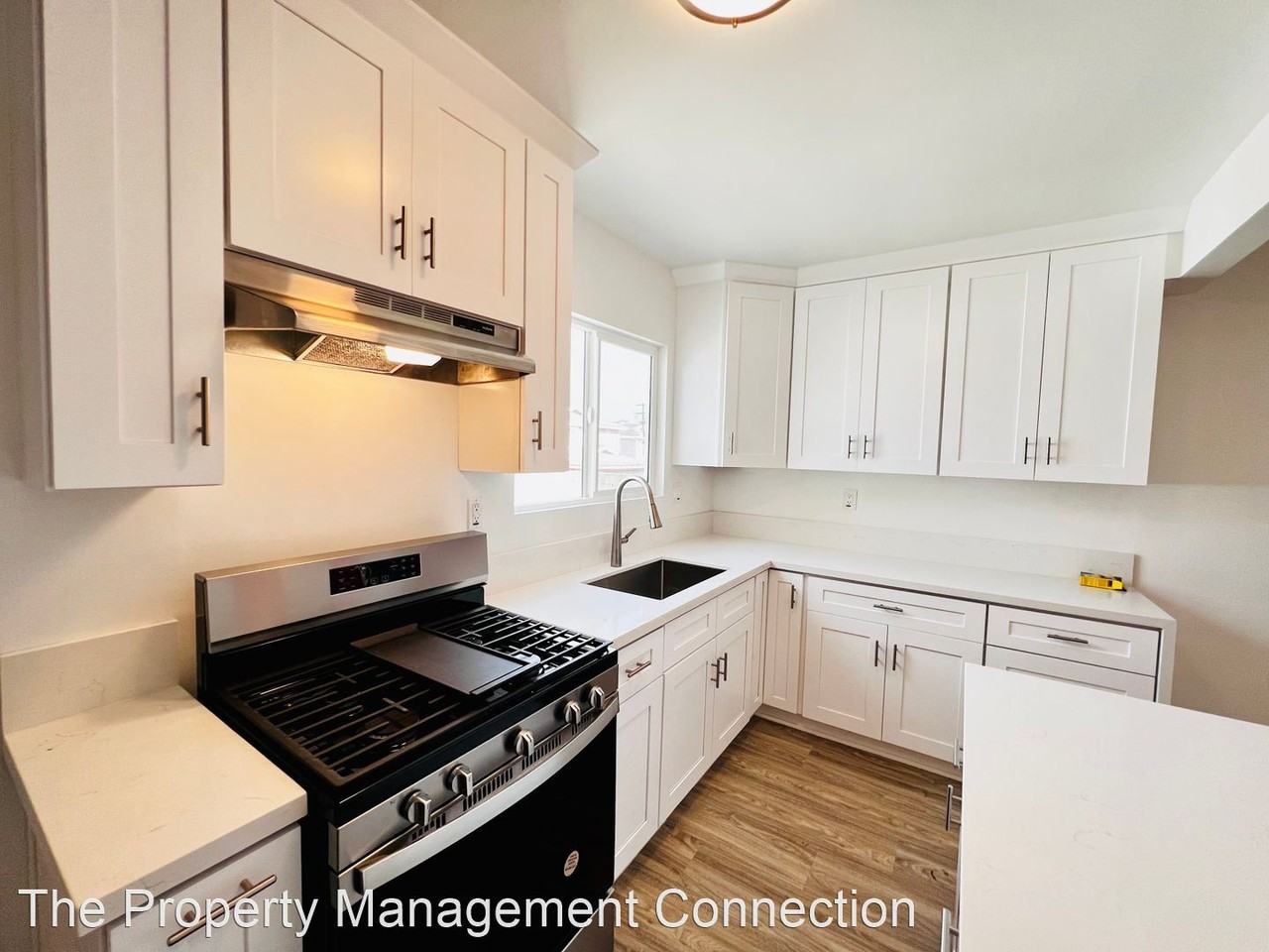 3606 Golden Ave - Photo 3 of 21