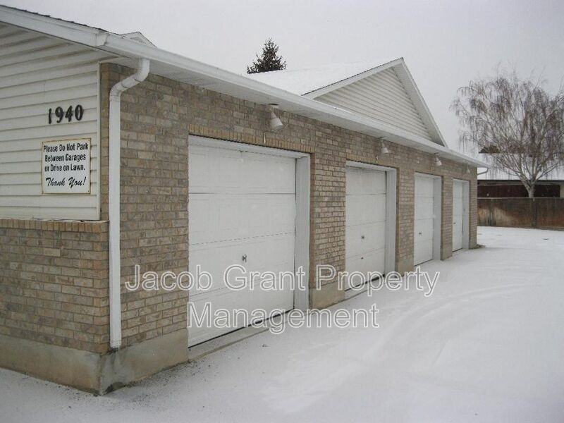 1940 S Ammon Rd #1 - Photo 7 of 8