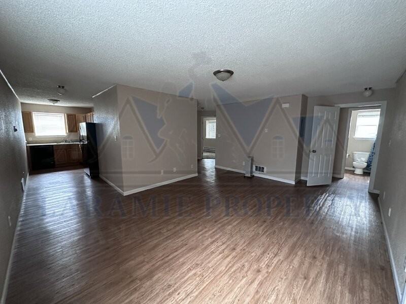 1162 N 19th St #A - Photo 3 of 18