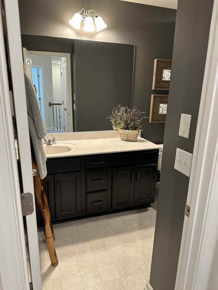 814 Kennear Ln - Photo 4 of 18