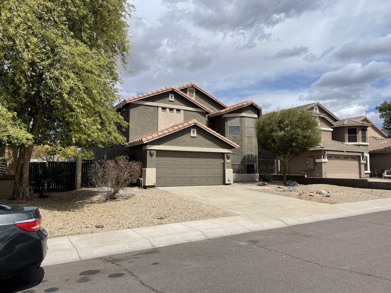 6790 W Rowel Rd - Photo 3 of 50