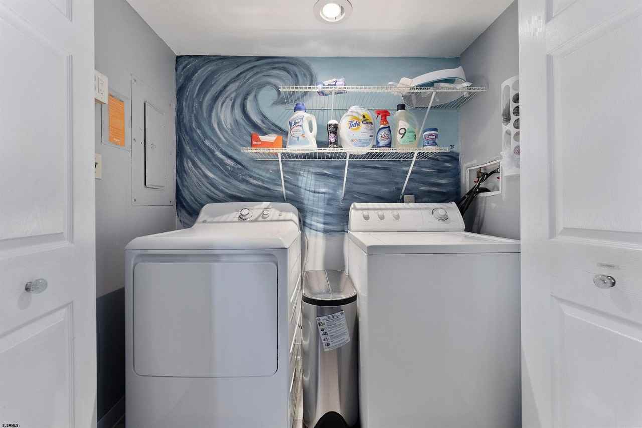 101 East Oak Avenue - Photo 6 of 8