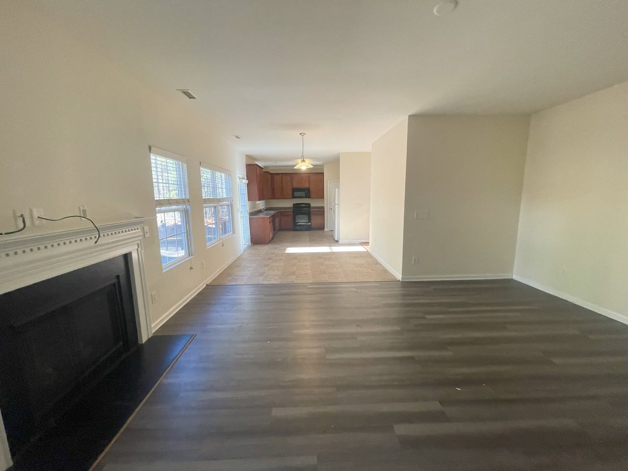 705 Weeping Willow Dr - Photo 2 of 28