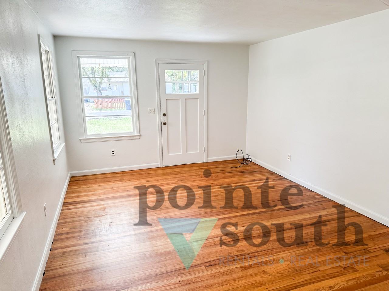 206 Marshall Dr Ne - Photo 2 of 25