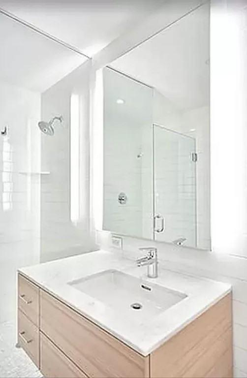 William St #1606 - Photo 7 of 13