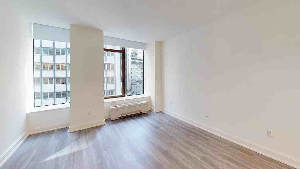 Hanover Sq #8T - Photo 2 of 9