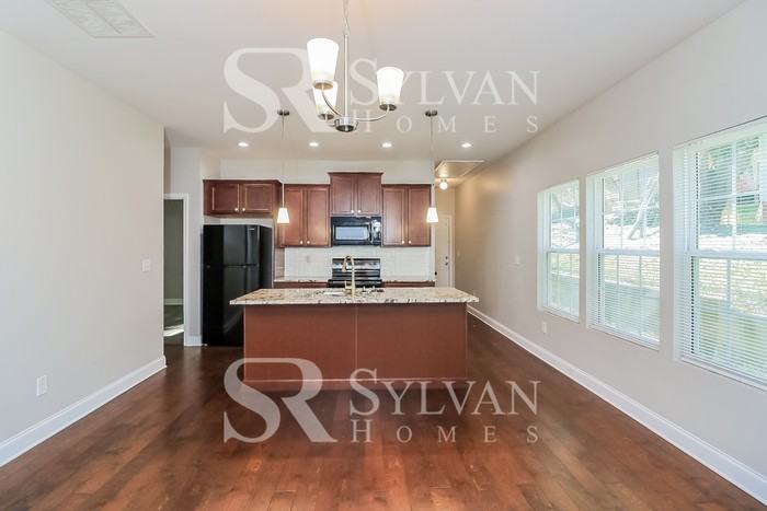 2434 Saint Paul Ave Nw - Photo 3 of 14