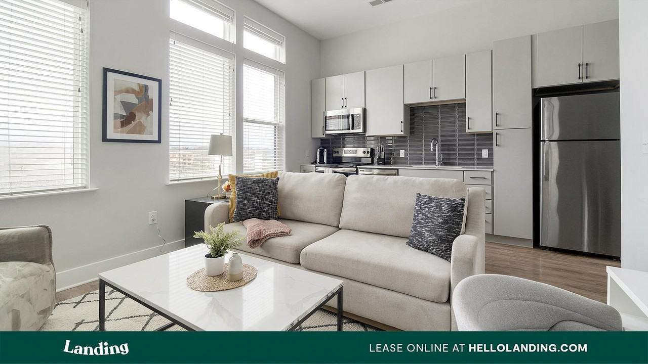 545 Foster Street - Photo 2 of 50