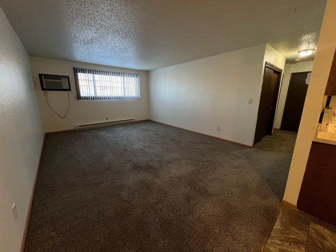Melony Ann Apartments - Photo 3 of 7