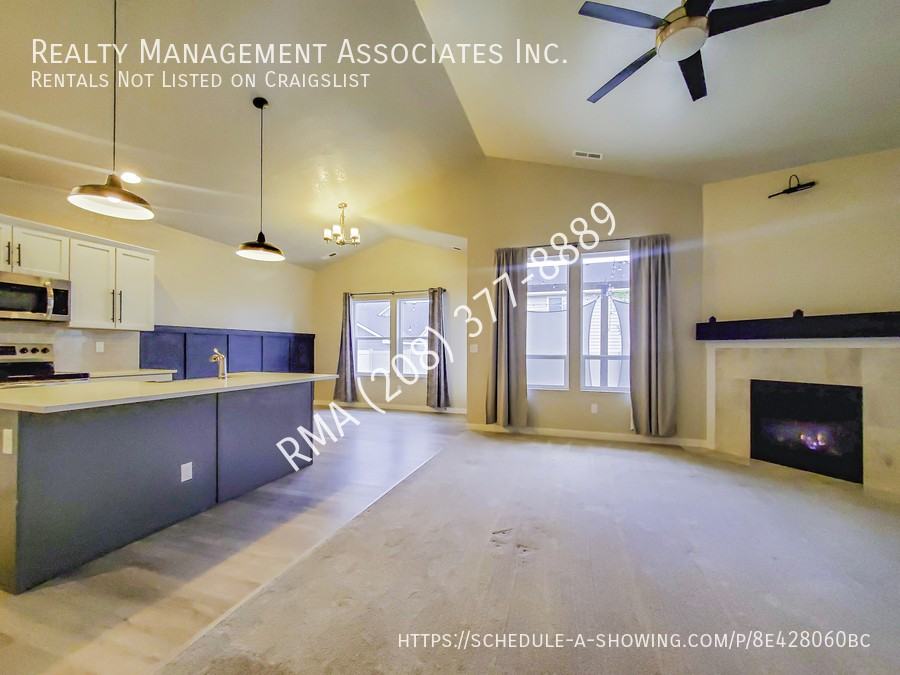 1674 W Henrys Fork Dr - Photo 3 of 16