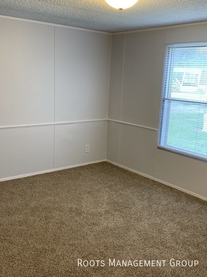 10010 Sharon Dr #49 - Photo 2 of 13