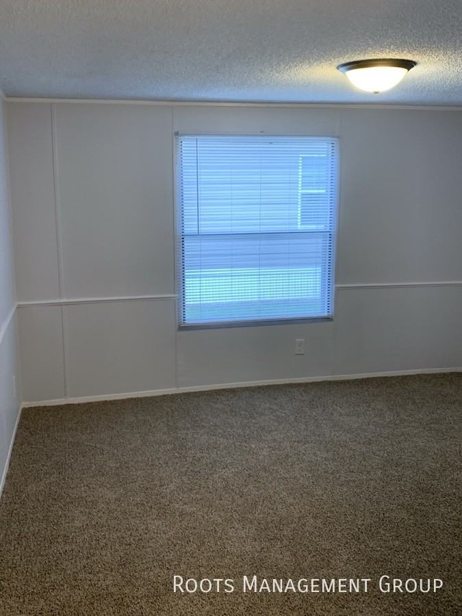 10010 Sharon Dr #49 - Photo 3 of 13