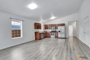 featured image of 4002 W Marble Way
