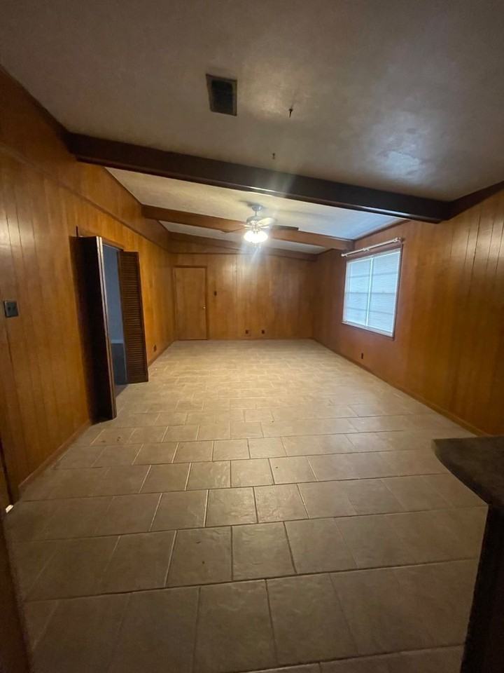 2950 Clark Lane - Photo 3 of 11