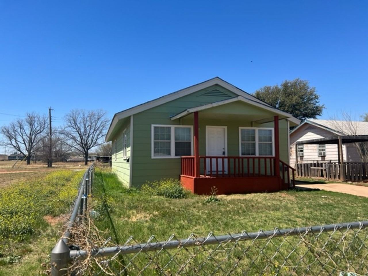 3466 Clinton St - Photo 2 of 20