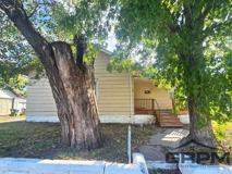 12 S Plum St - Photo 1 of 1