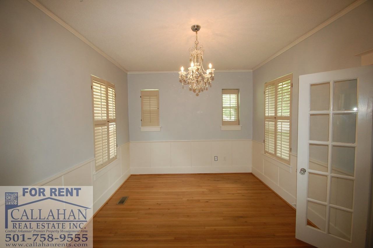 917 Skyline Dr - Photo 2 of 16