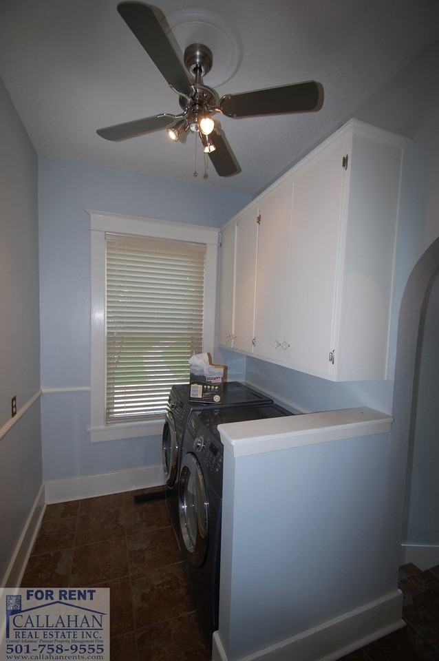 917 Skyline Dr - Photo 4 of 16