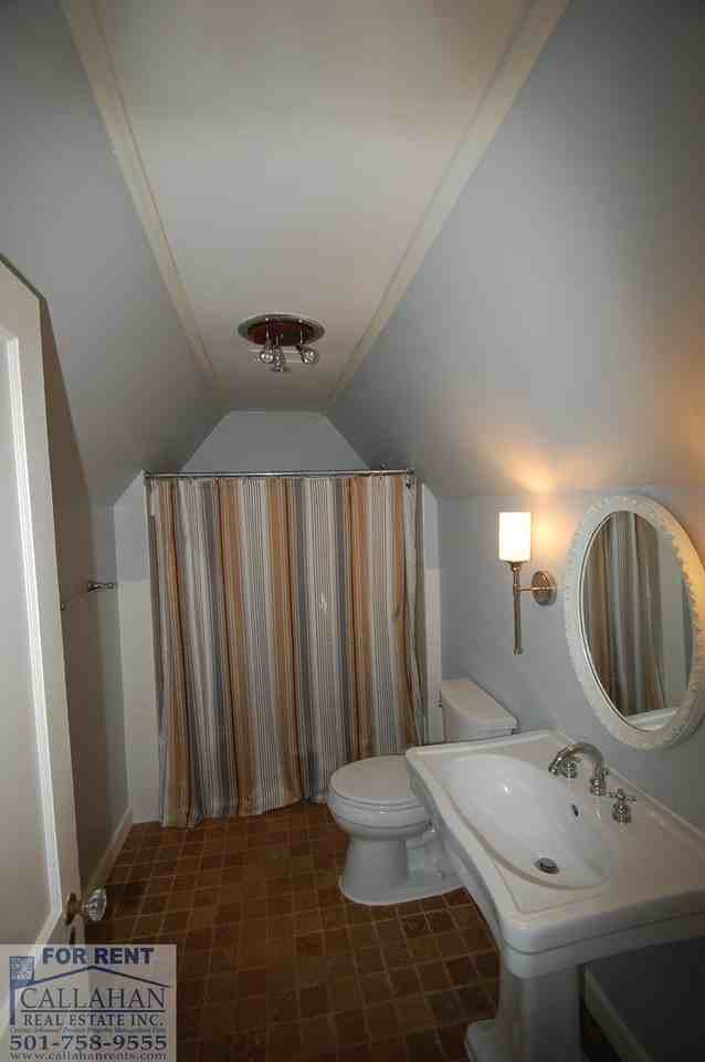 917 Skyline Dr - Photo 5 of 16