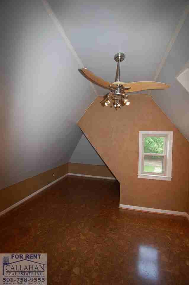 917 Skyline Dr - Photo 7 of 16