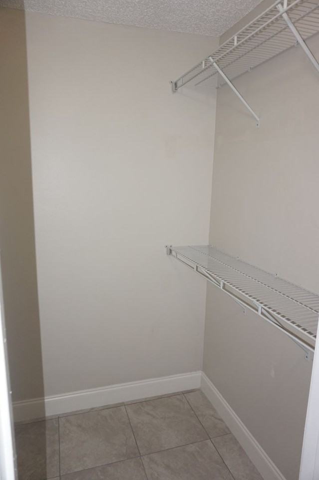 3819 Bowline Cir #101 - Photo 6 of 8