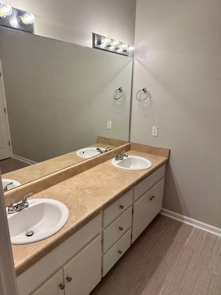 203 Camden Dr - Photo 7 of 29
