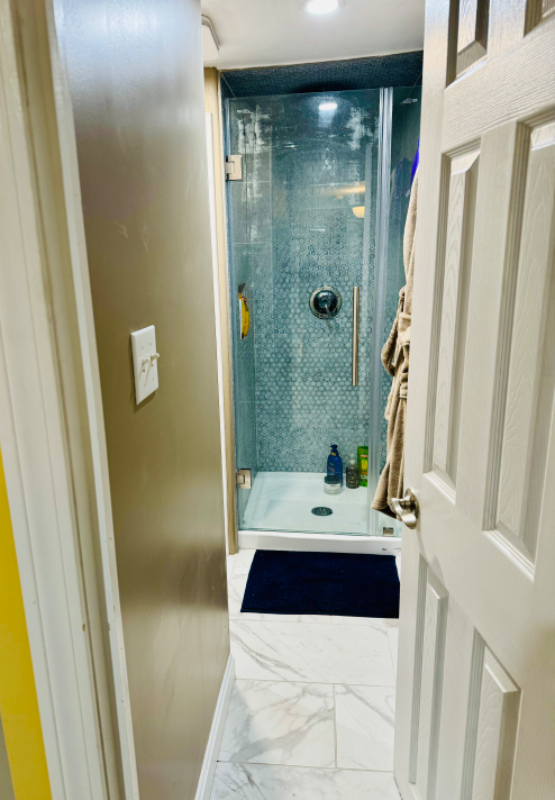 159 Brook St - Photo 7 of 15