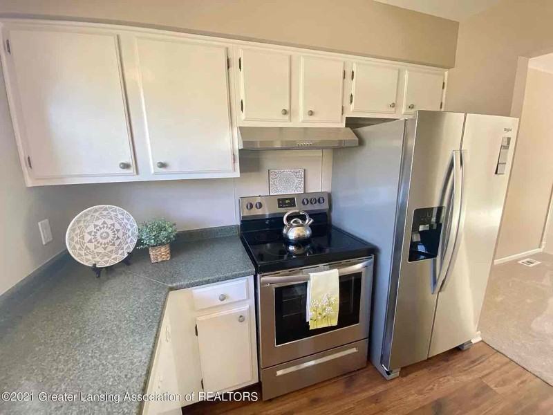 2052 Blue Lac Dr - Photo 2 of 6