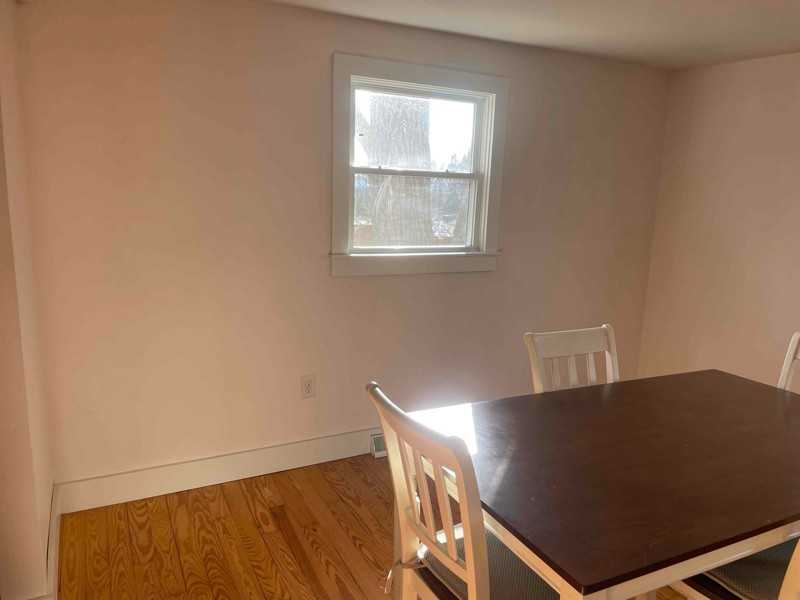 346 Weaver St - Photo 3 of 19