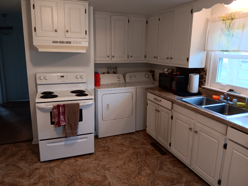 257 Buttonwood Ave - Photo 4 of 14