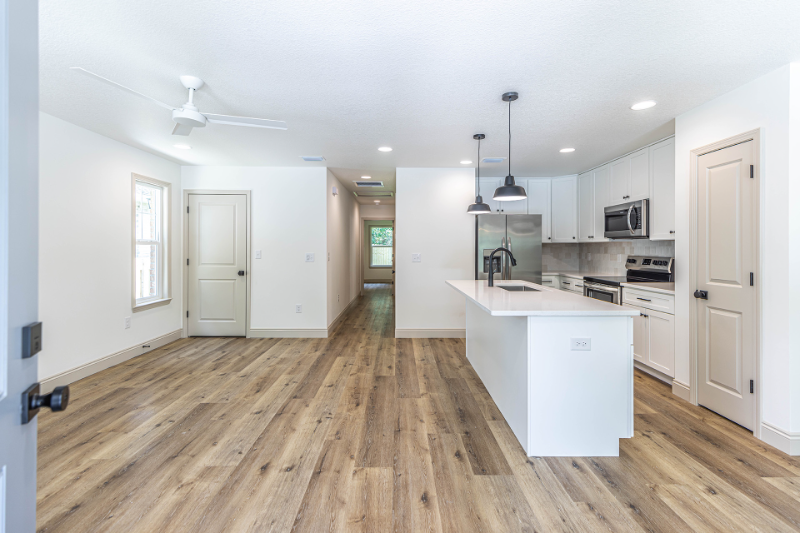 102 Ivy Louise Ln - Photo 2 of 19