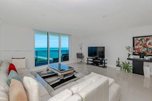 2301 Collins Ave #1210 - Photo 1 of 1