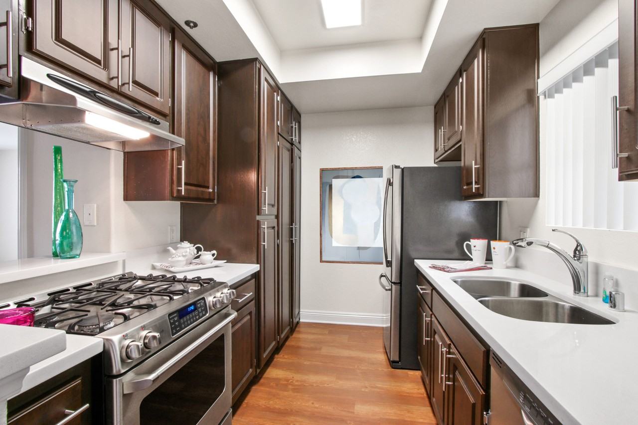 Darlington Apartments - Photo 3 of 15