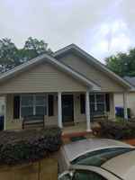 featured image of 914 Woodlawn Ave #1