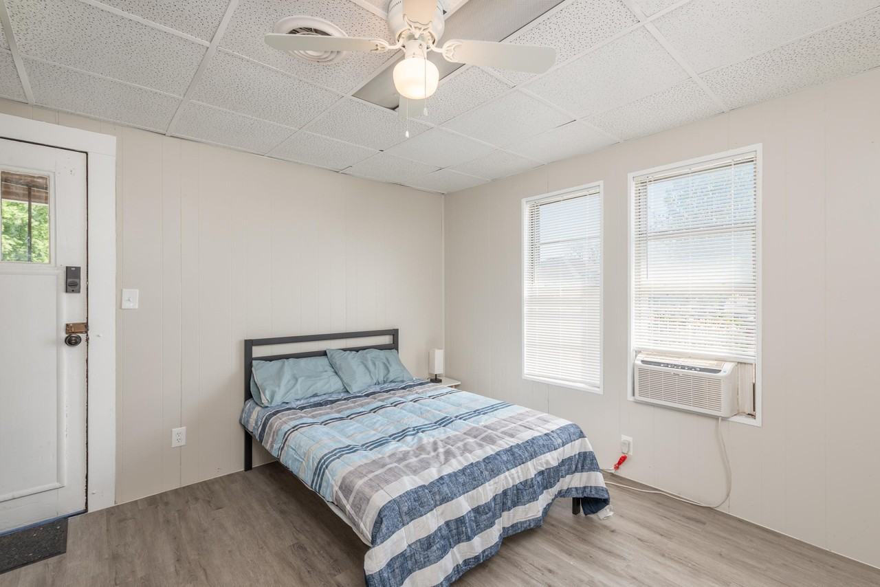 Avenue L - Photo 7 of 7