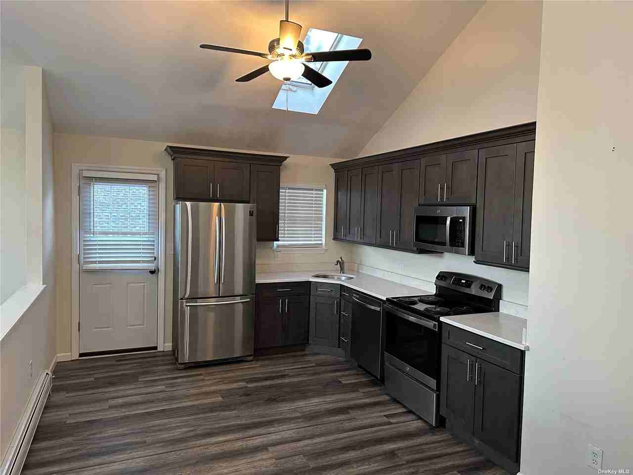 160 William Floyd Pkwy - Photo 3 of 12