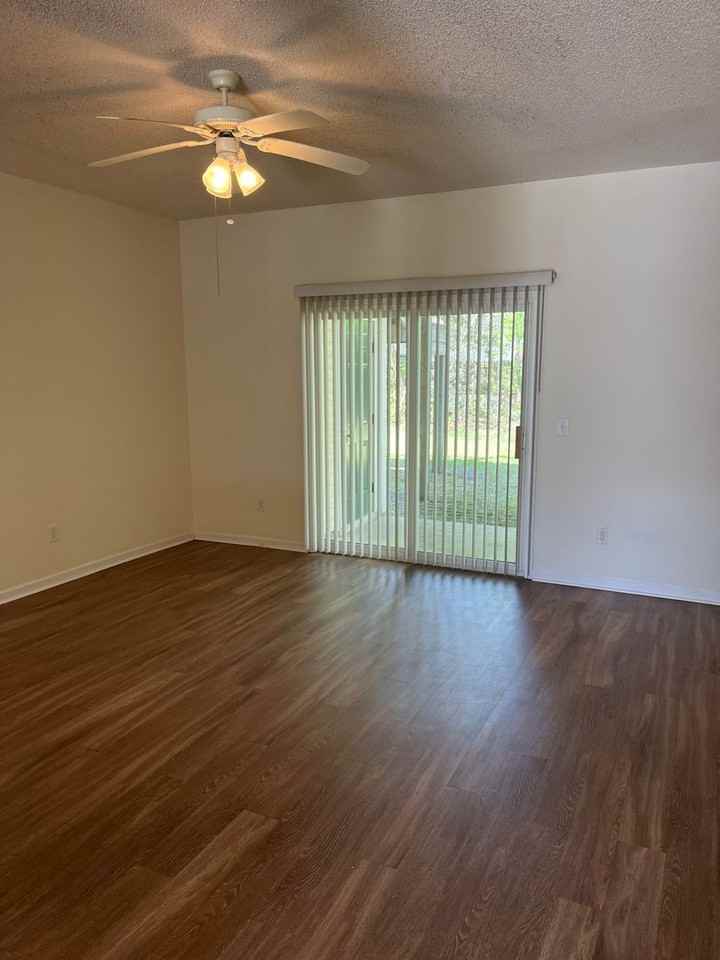 4615 Mcclelland Dr - Photo 5 of 17