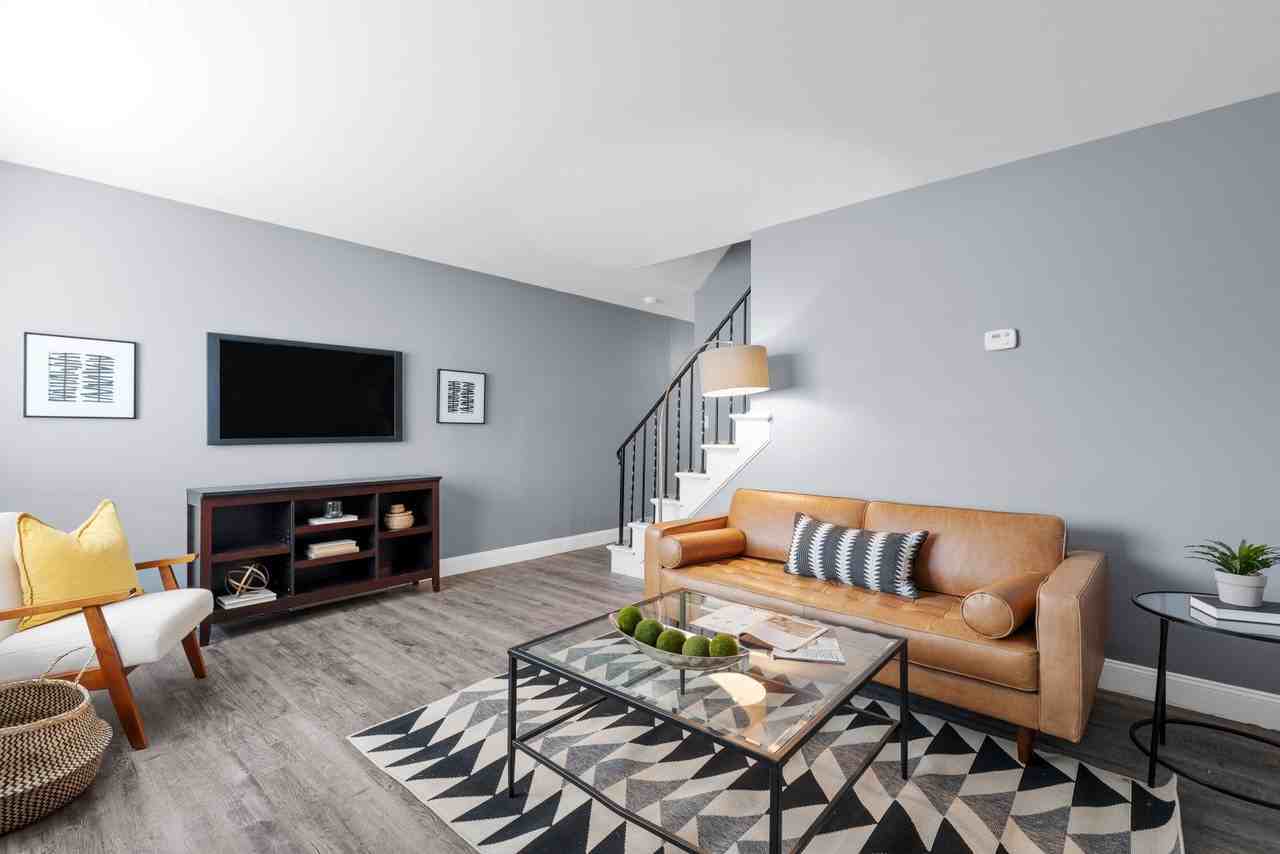 Townhomes at Bexley Creek - Photo 5 of 38