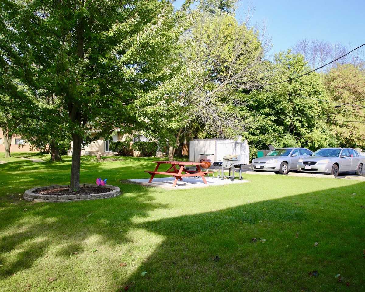 2812 Bolivar Apts. - Photo 2 of 34