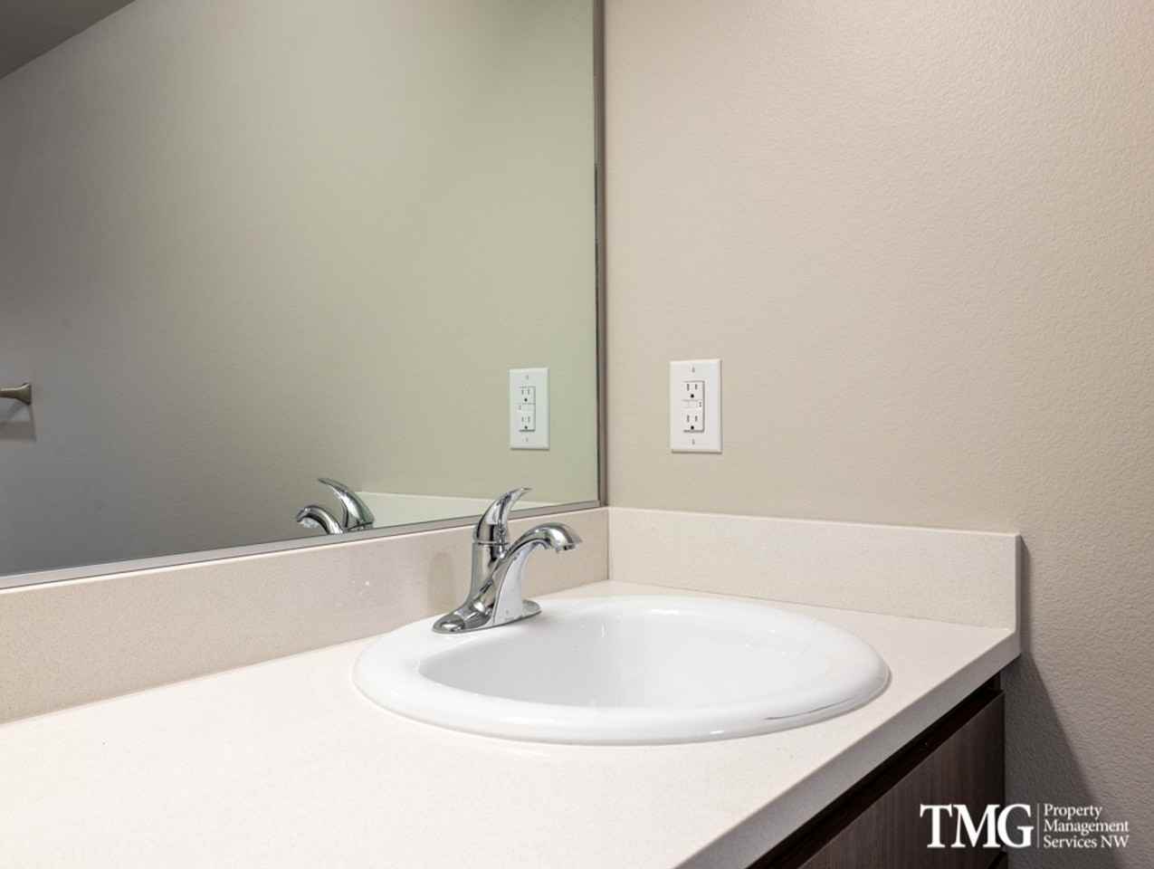 1650 NE Market Drive - Photo 6 of 28