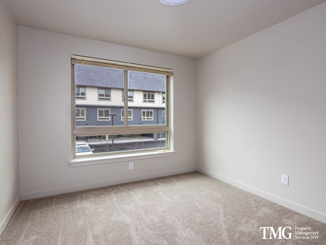 1650 NE Market Drive - Photo 2 of 28