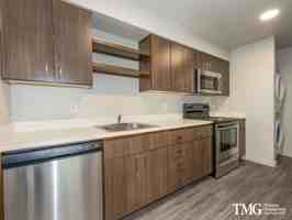 featured image of 1650 Ne Market Dr