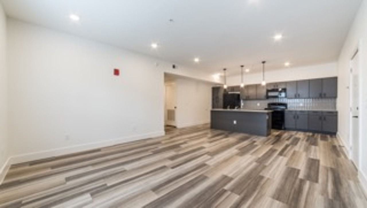 Call for Fall Specials - Photo 2 of 41