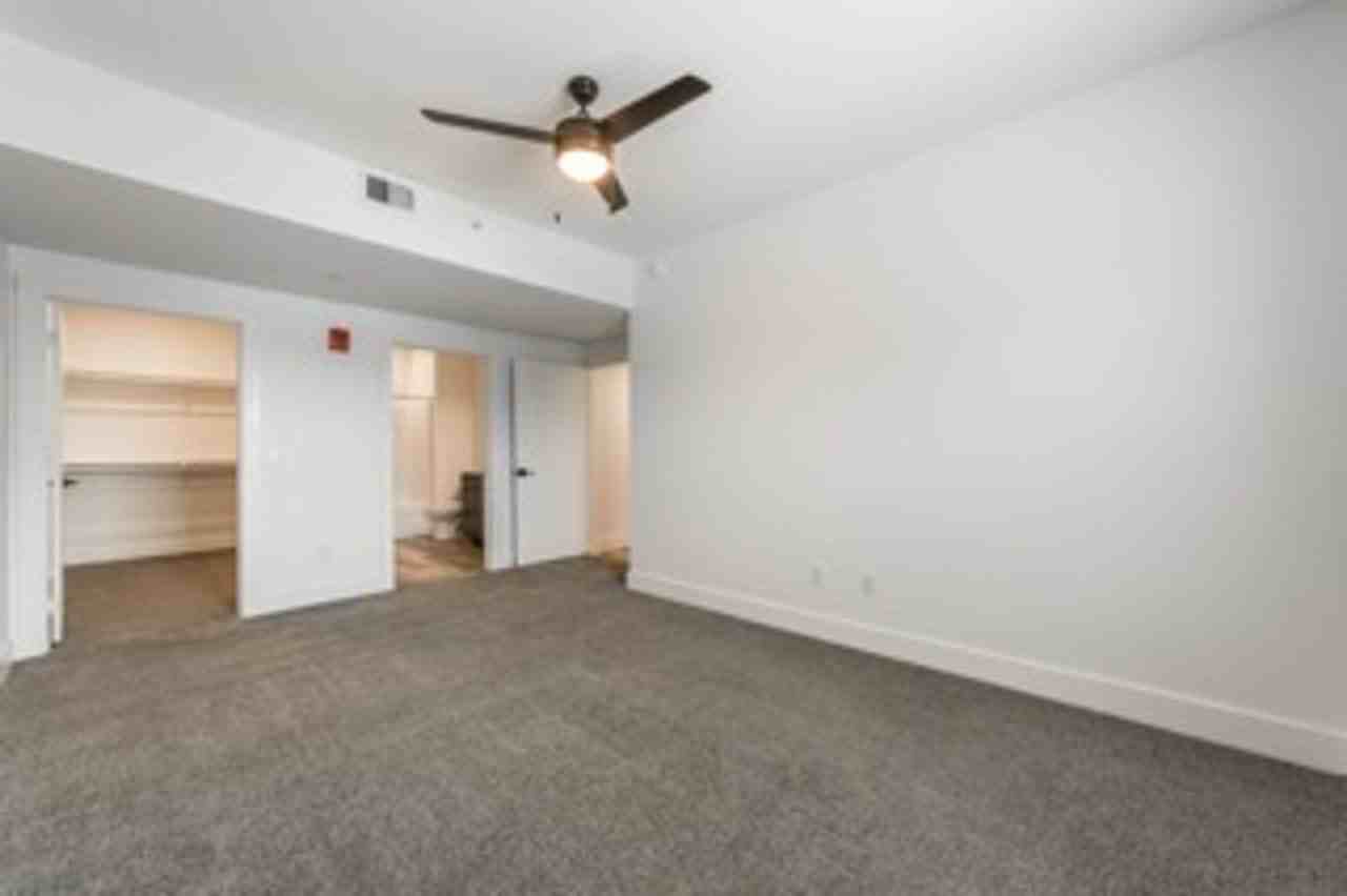 Call for Fall Specials - Photo 6 of 41