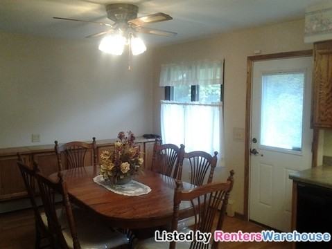 339 Emerson Ave E - Photo 3 of 15