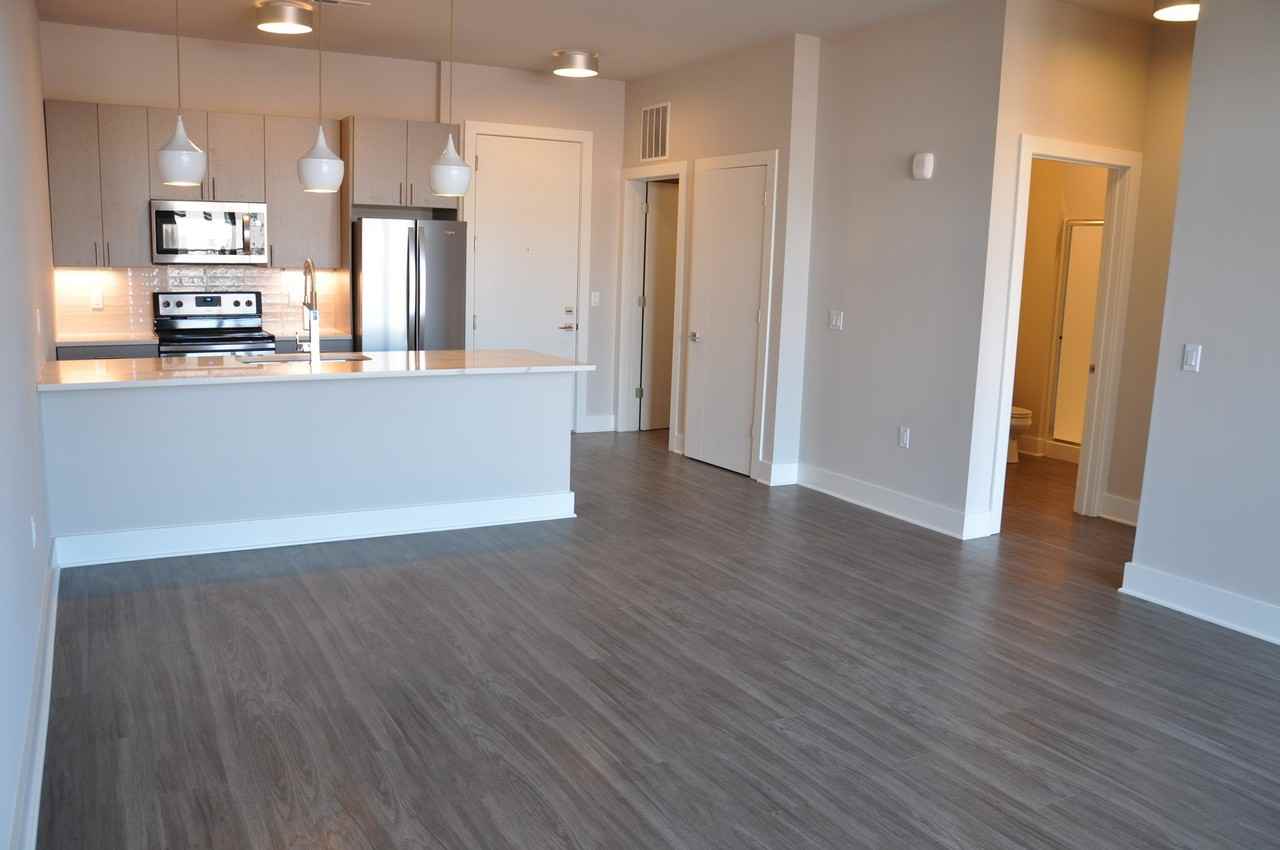 2111 E. Ivanhoe Place - Photo 7 of 50