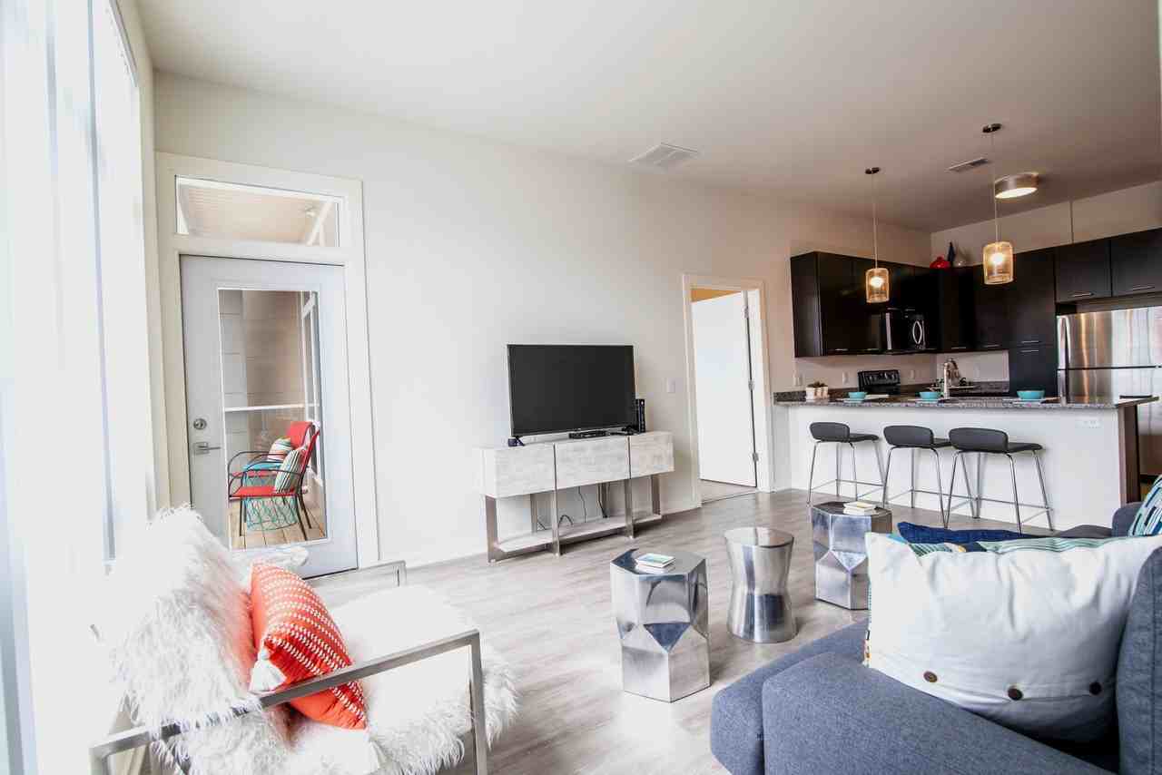 GC JPD Greendale I, LLC - Photo 3 of 27