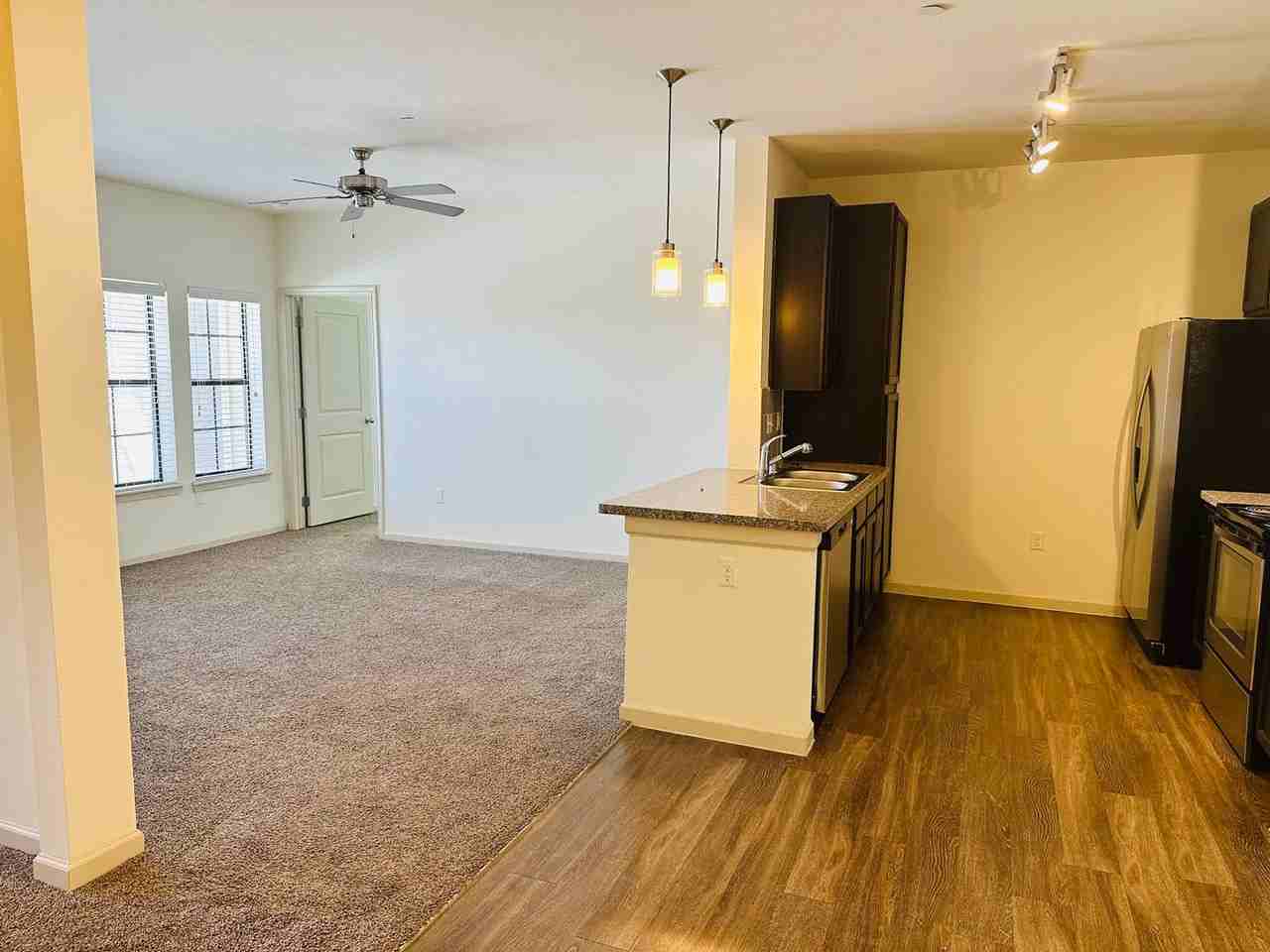 Sorrento Apartments - Photo 5 of 16