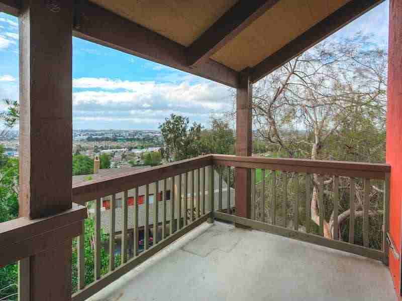 Hurst Highland Village Apartments 29843 Clearbrook Cir, Hayward, CA