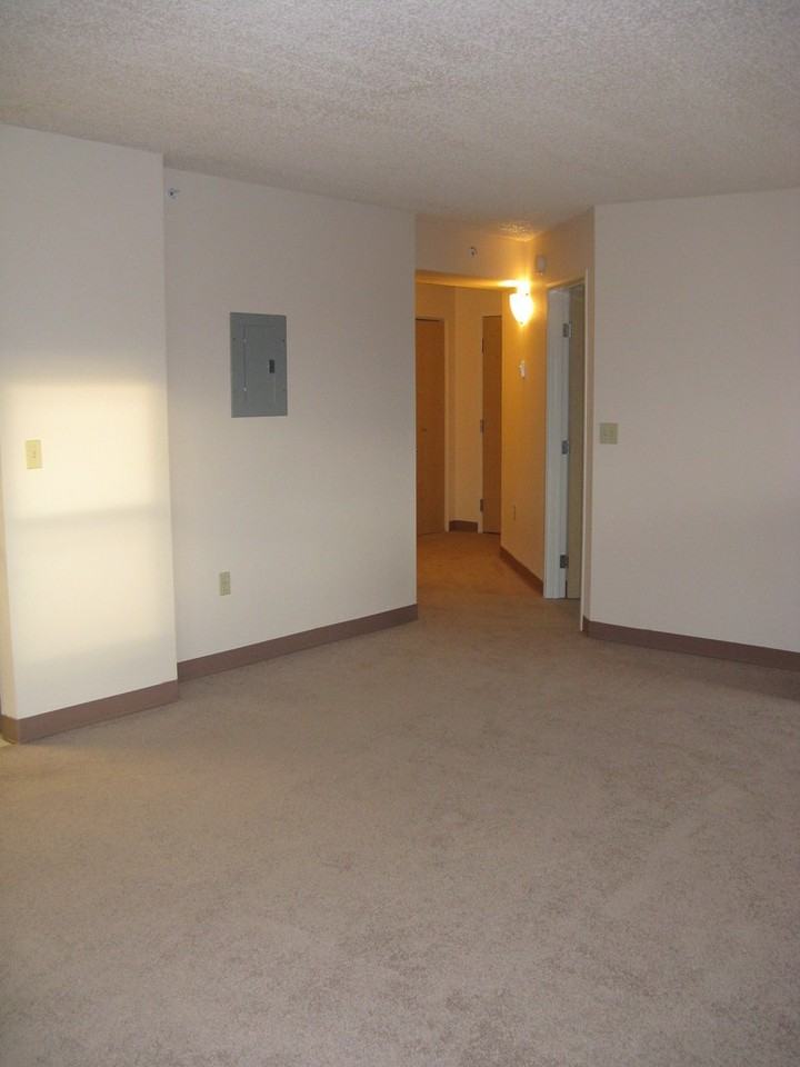 McKinley Tower Apartments - Photo 3 of 9
